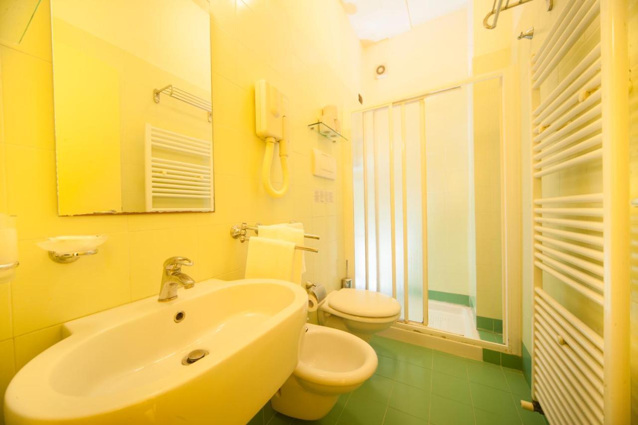 Residence Il Capodoglio Rimini Ngoại thất bức ảnh