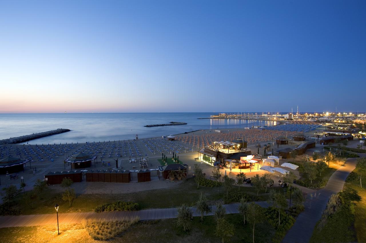 Residence Il Capodoglio Rimini Ngoại thất bức ảnh