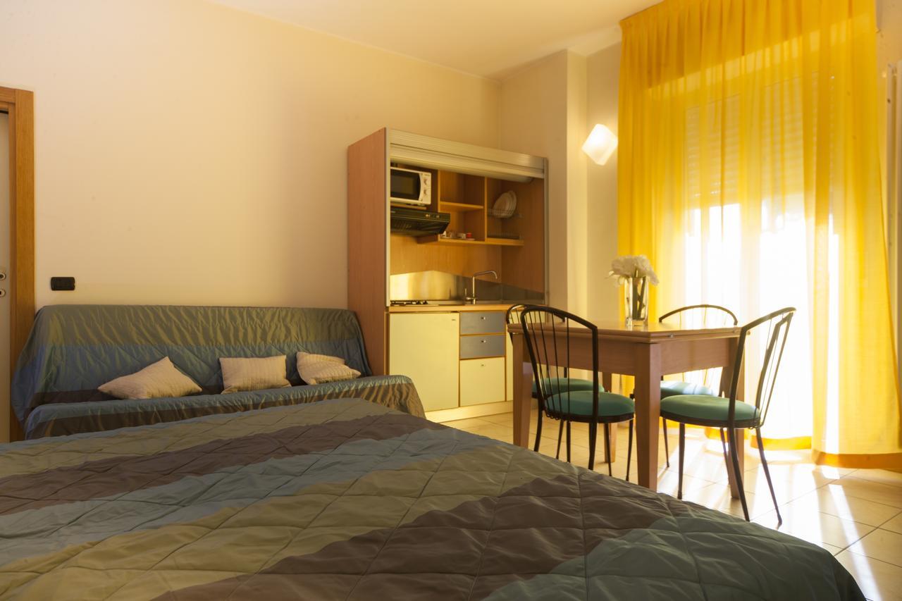 Residence Il Capodoglio Rimini Ngoại thất bức ảnh
